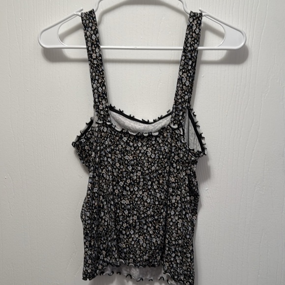 American Eagle Floral Lettuce Hem Tank Top Size Medium - Picture 2 of 3